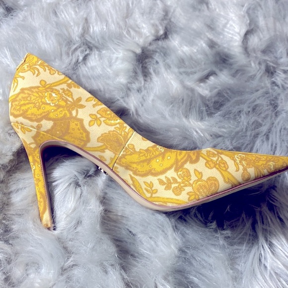 Sam Edelman Hazel Tumeric Fabric Size US 7 H37918F704 - Picture 6 of 9